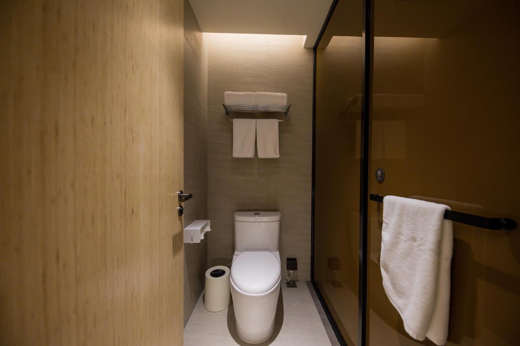 Ji Hotel Shanghai The Bund Jinling East Road Exterior photo